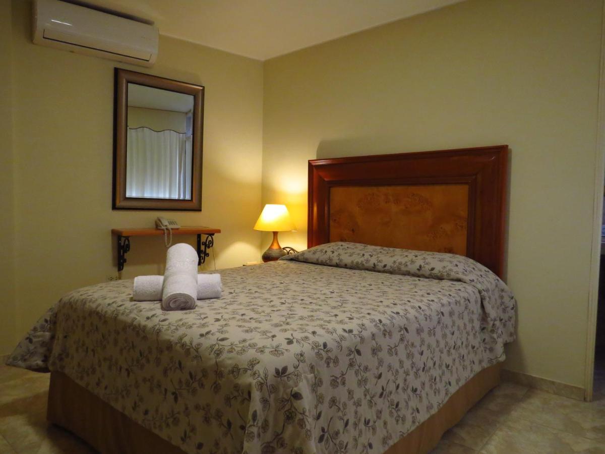 Hotel Las Flores อิกา ภายนอก รูปภาพ