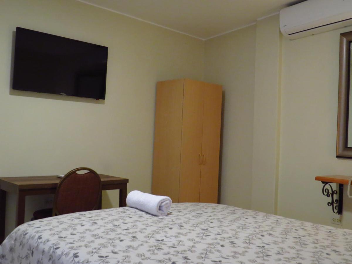 Hotel Las Flores อิกา ภายนอก รูปภาพ