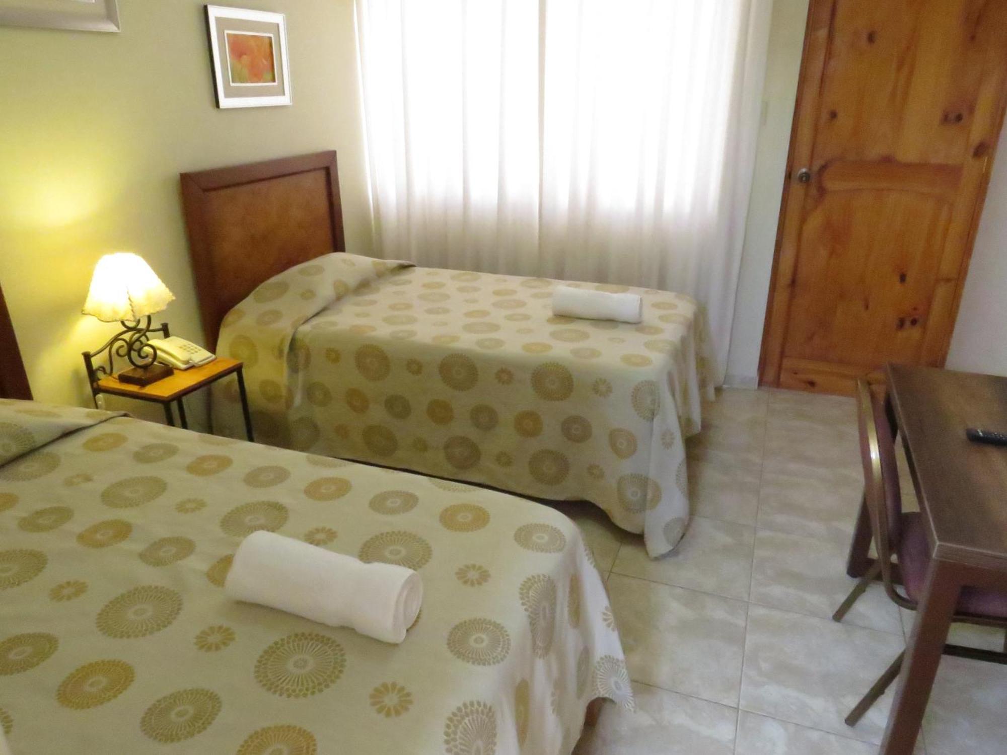 Hotel Las Flores อิกา ภายนอก รูปภาพ