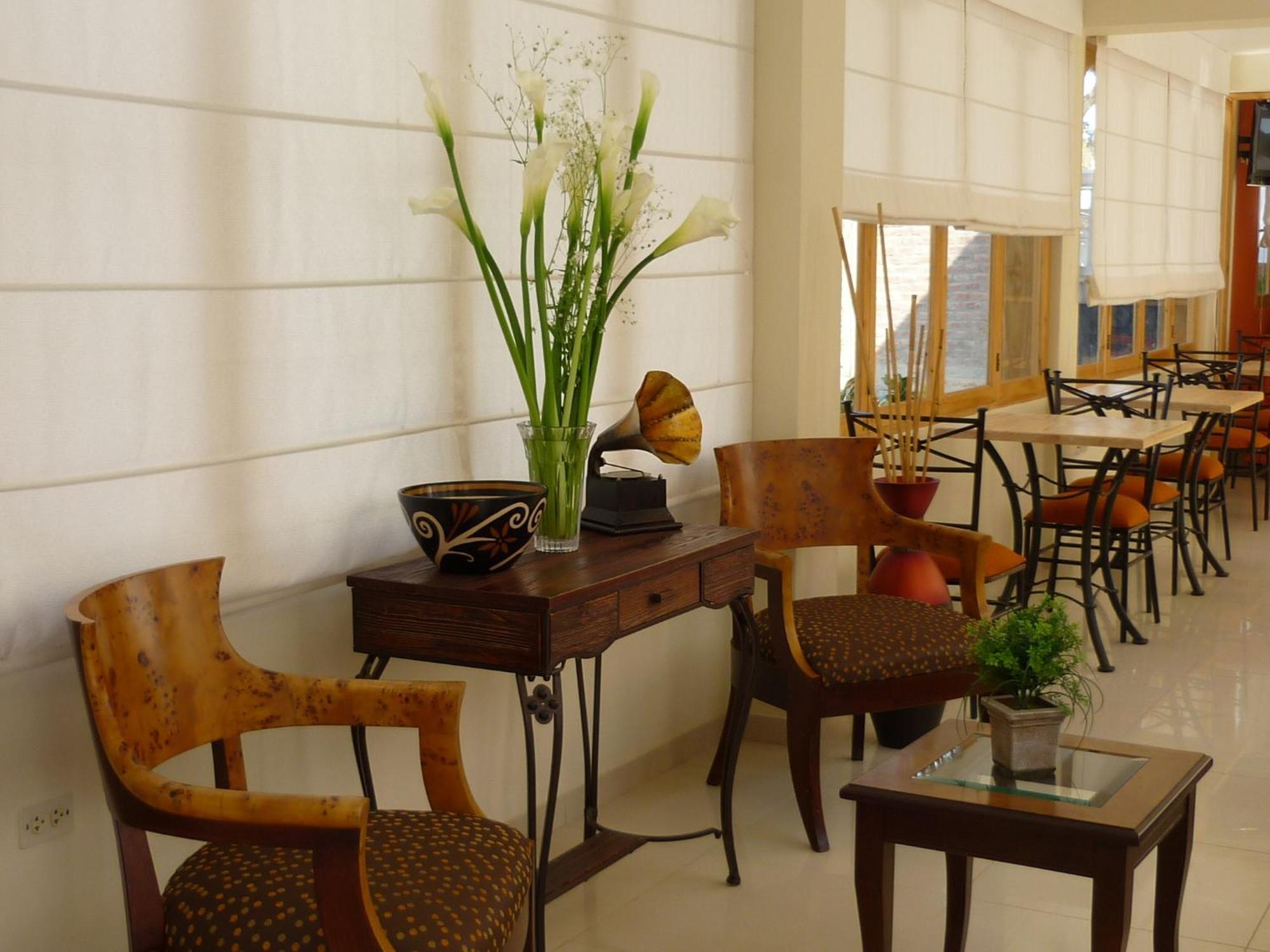 Hotel Las Flores อิกา ภายนอก รูปภาพ