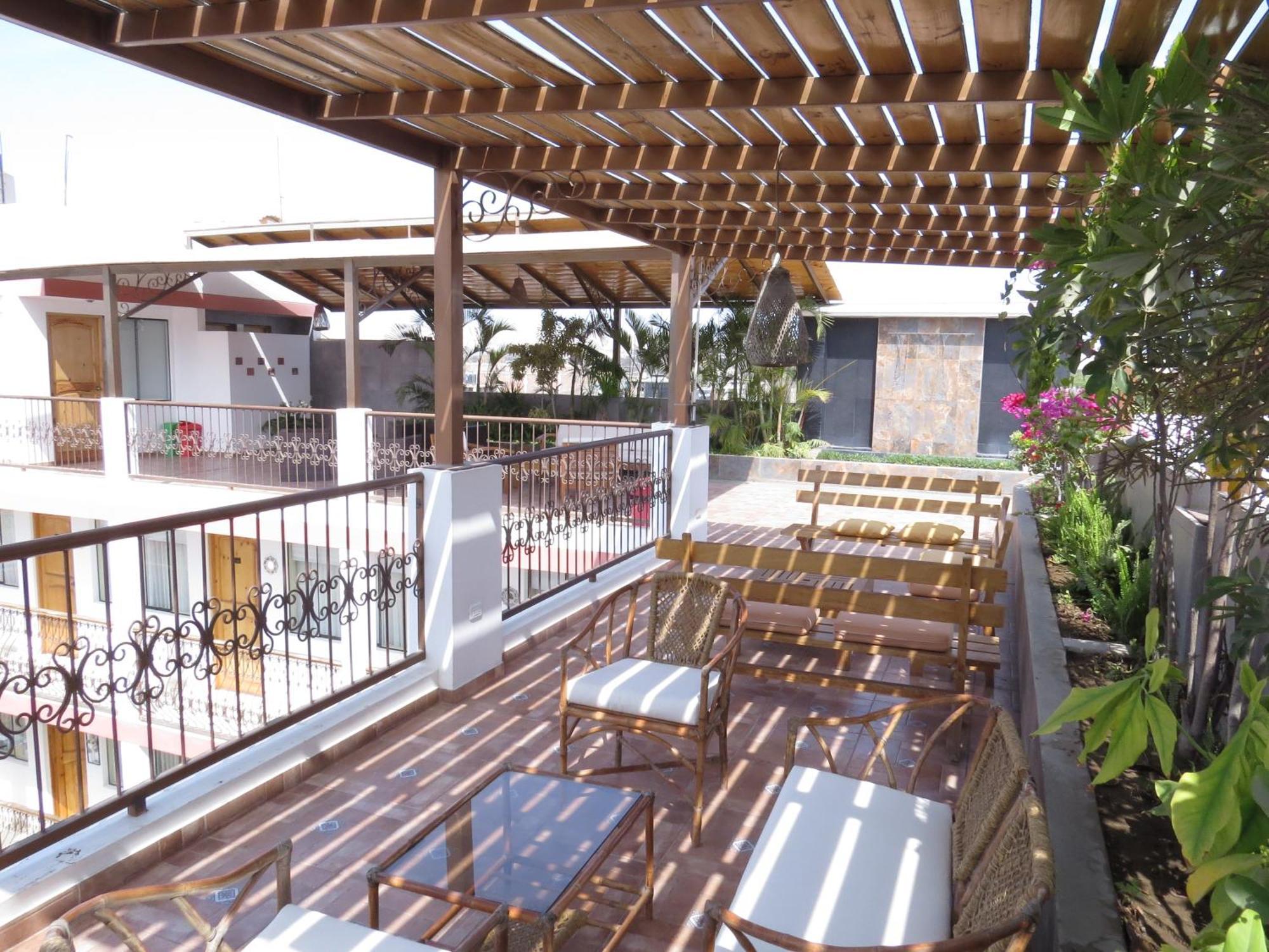 Hotel Las Flores อิกา ภายนอก รูปภาพ