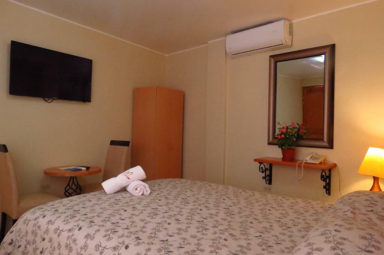 Hotel Las Flores อิกา ภายนอก รูปภาพ